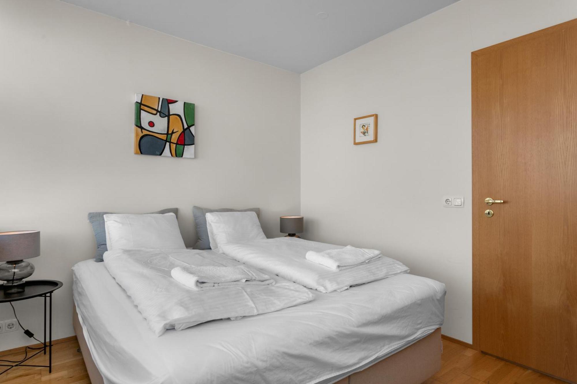 Baldursbrá Apartment Hverfisgata Reykjavík Esterno foto